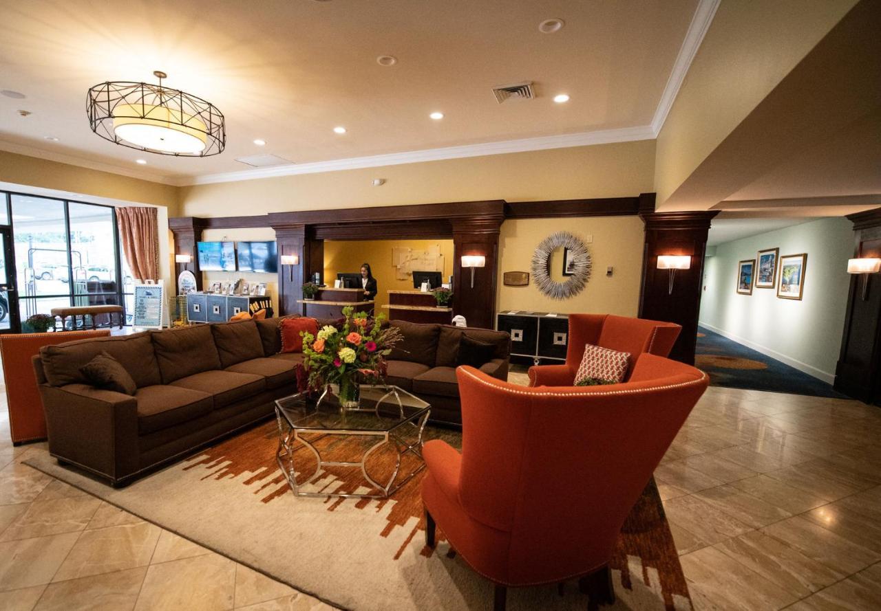 Holiday Inn Bar Harbor Regency Hotel By Ihg Bagian luar foto