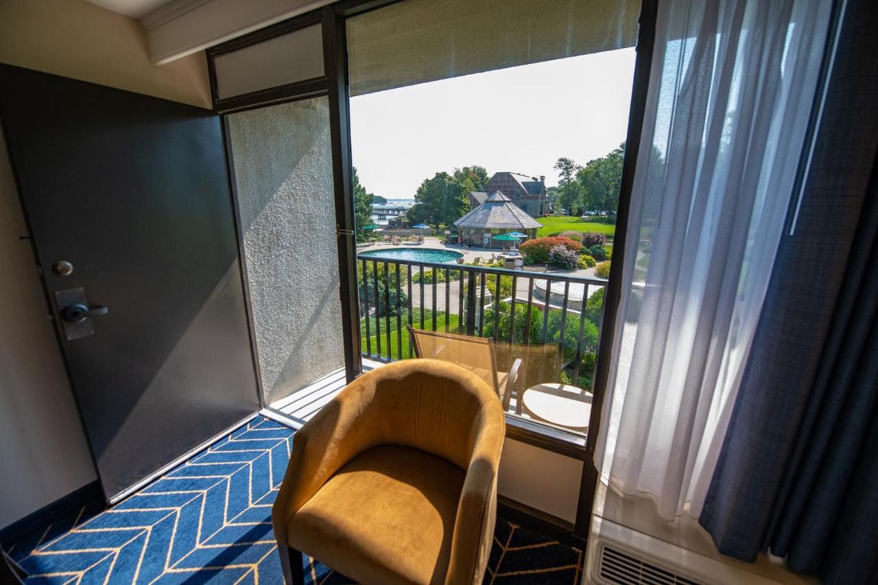 Holiday Inn Bar Harbor Regency Hotel By Ihg Bagian luar foto