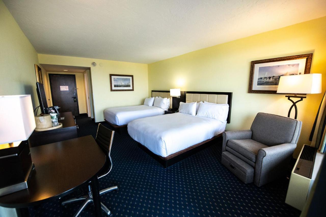 Holiday Inn Bar Harbor Regency Hotel By Ihg Bagian luar foto